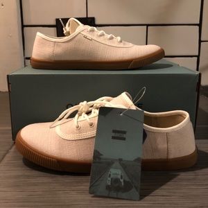 Toms Carmel in Birch